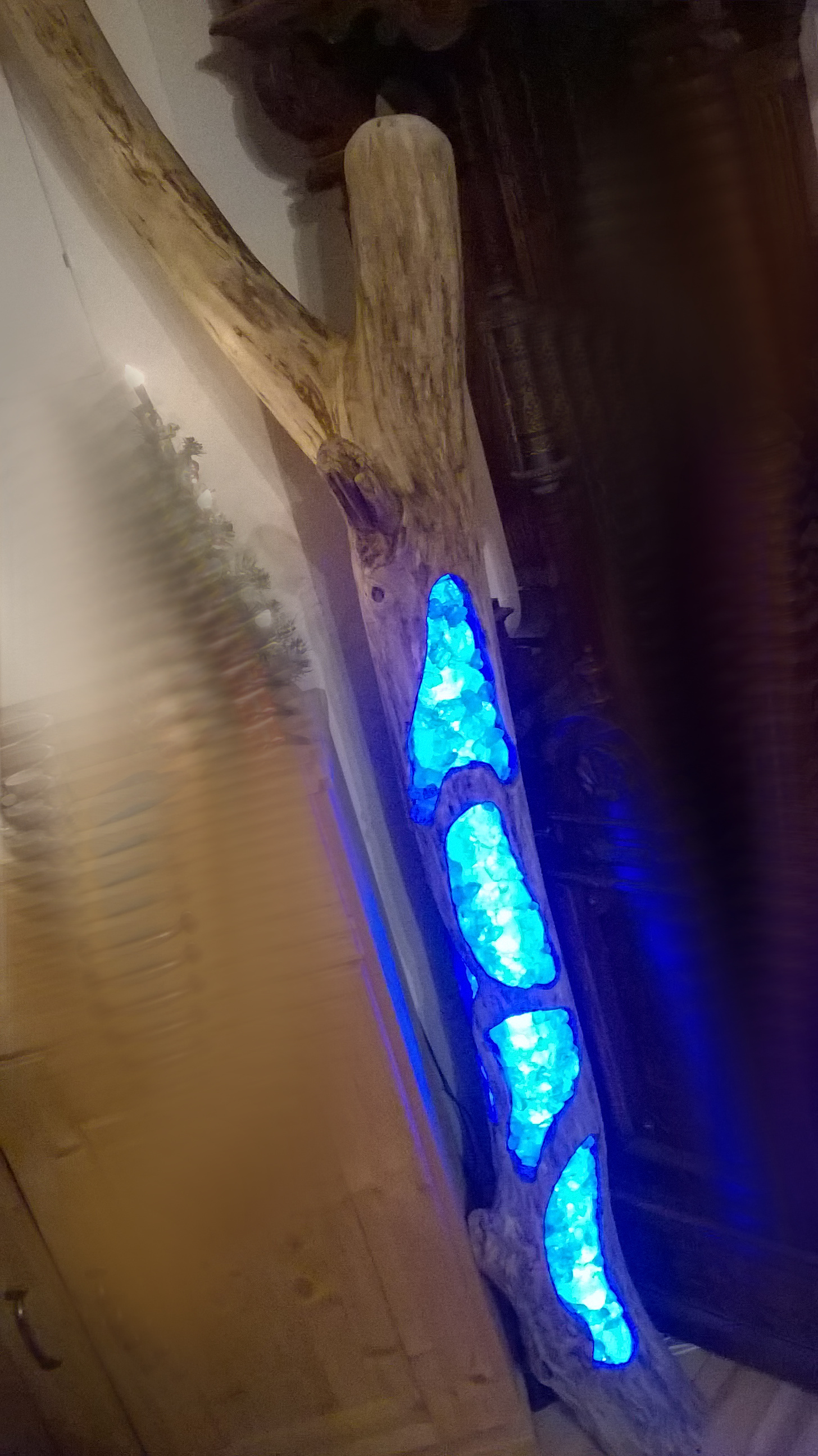 PW27 Treibholz Stehlampe Inneres Glühen 4